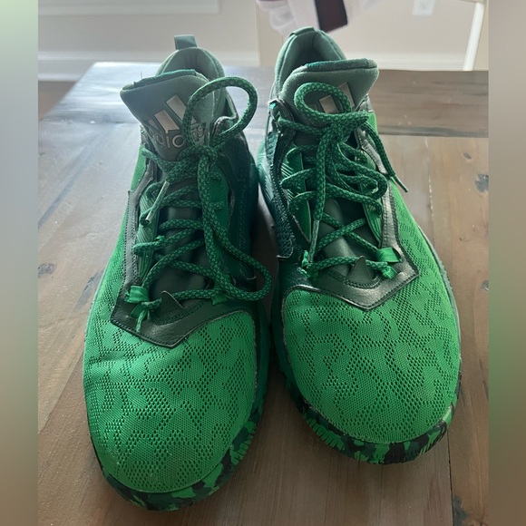 Men’s “suga gee” basketball sneakers - Picture 4 of 6